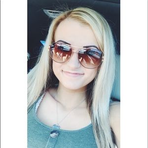 Meet your Posher, Jenna